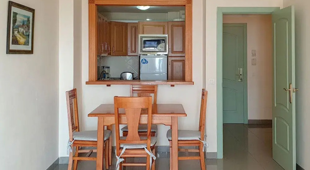 Апартаменты c 1 комнатой с видом на окрестности Apartamentos Nerja Bahia