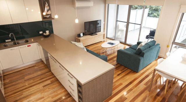 7 Falls Apartments