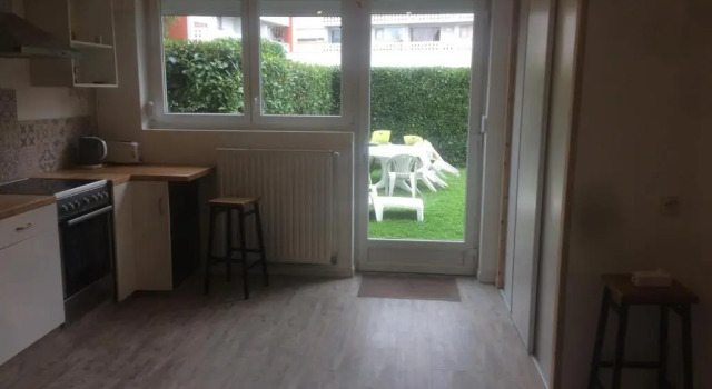 T2 rdc calme, idéalement placé, parking & jardin, Prenota Appartamento Hotel a Alvernia con parcheggio, Parcheggio