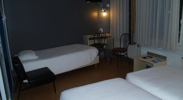 Трёхместный номер Standard Le Relais Vauban