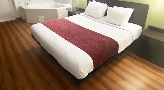 Одноместный номер Standard c 1 комнатой Willow Lodge Willoughby Cleveland