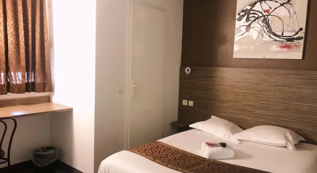 Четырёхместный номер Standard Fasthotel Lens Noyelles Godault