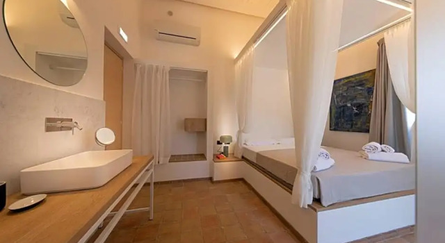 Villa Totò Resort, Забронировать Курортный отель Отели Чефалу с бассейном, рядом с Пляж Чефалу, Бассейн