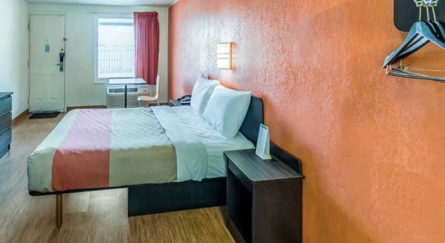 Motel 6 Kalamazoo, MI, Boek Motel Kalamazoo Michigan