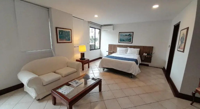 Полулюкс Travelers Apartamentos Y Suites Cali Castellon