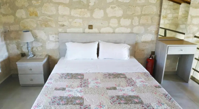 Tsimpoukas Village, Book Apartment Flogita 