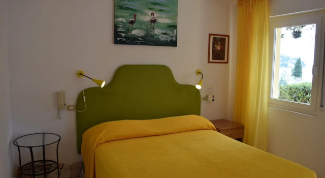 Двухместный номер Standard Цокольный этаж с балконом Hotel Casa Popi