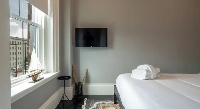 Апартаменты The Chester Hotel
