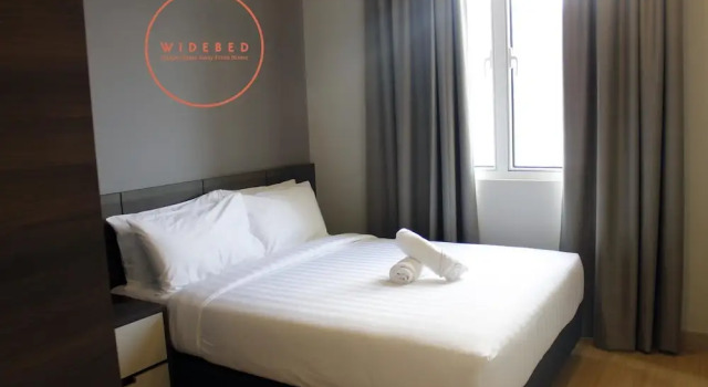 Windmill Upon Hills Genting by Widebed