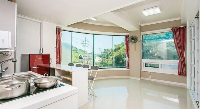Номер Premium с балконом Byeonsan Dongguerami Pension