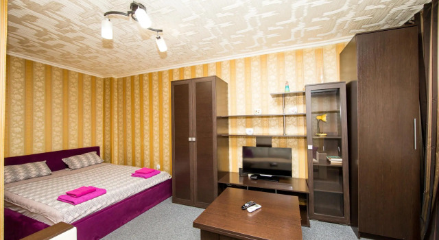 Aday Apartments (Эдэй Апартаменты) на улице Радищева 86