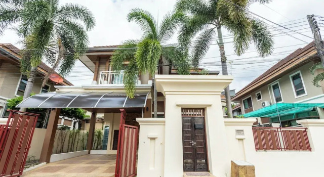 Patong Bangla Walk Street City Hub V107, Забронировать Апартаменты/квартира Отели Южного Таиланда с парковкой, Парковка