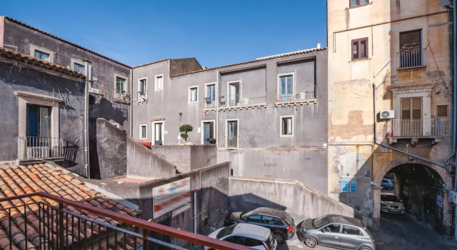 Modern Duplex by Wonderful Italy, Забронировать Отель Катания Сицилия, рядом с Парк Вилла Беллини