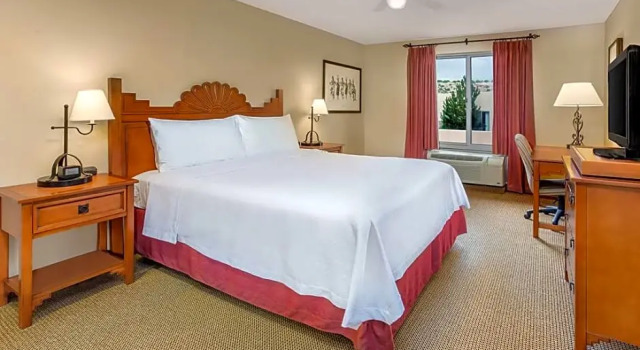Четырёхместный номер Standard с 2 комнатами Homewood Suites by Hilton Santa Fe-North