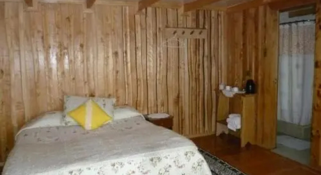 Entre Patagones, Prenota Hotel Hotel a Los Lagos con parcheggio, Parcheggio