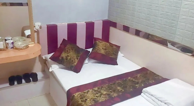 Royal Capital Hotel, Prenota Hotel Sai Ying Pun Hong Kong, vicino a Stazione metro HKU