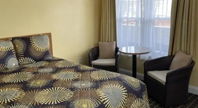 Двухместный номер Standard с балконом Lake Front Hotel