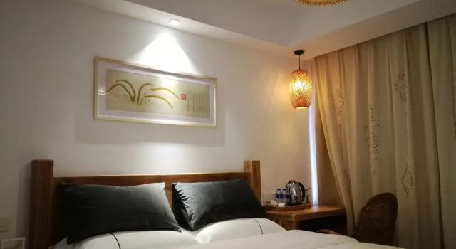 Двухместный номер Standard с балконом Suzhou Leisure Guest House