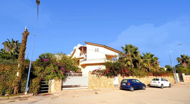 Simplistic Holiday Home in Sciacca near Horse Riding