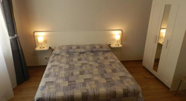 Appartamento Esther, Book Apartment Hotels in Beverino with Parking, Parking