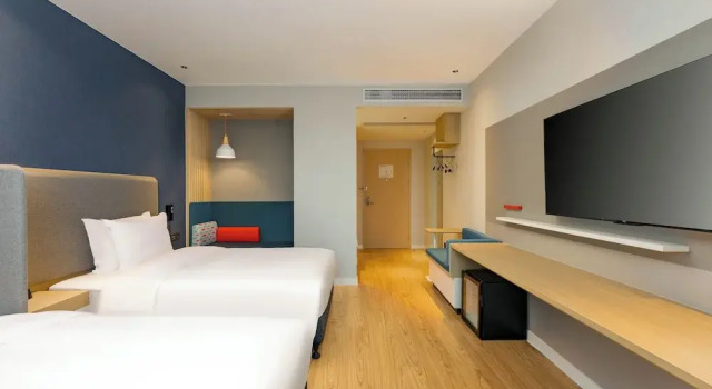 Holiday Inn Express Wuxi East Station by IHG