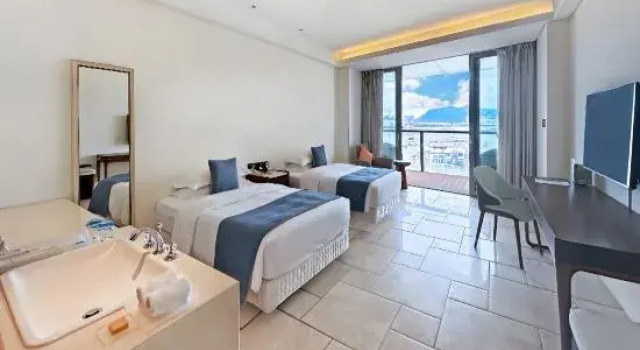 Двухместный номер Superior с видом на море Phoenix Island Resort Sanya