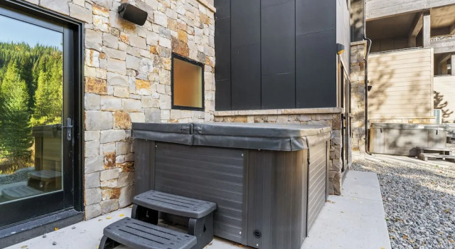 Вилла Ina's Way Townhomes, Unit A