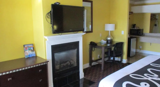 Номер Standard SureStay Hotel by Best Western Seaside Monterey