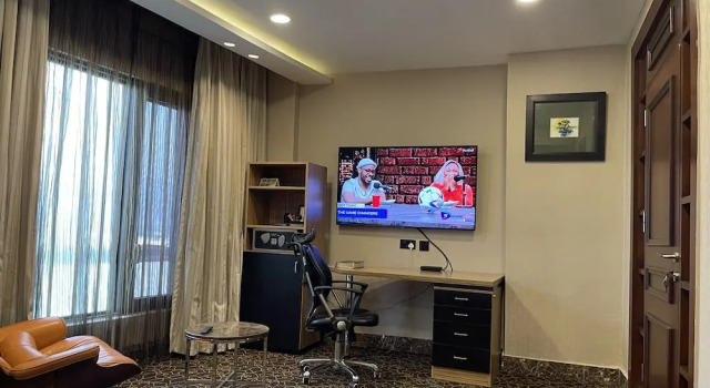 Двухместный люкс Presidential с балконом и с видом на горы Best Premier Maitama Residence