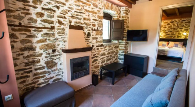 Полулюкс с видом на сад Thalia Traditional Guest House
