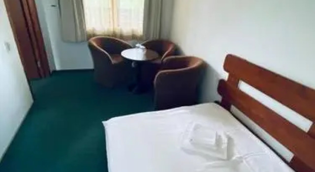 Pension Isuica, Varaa Hotelli Sovata 
