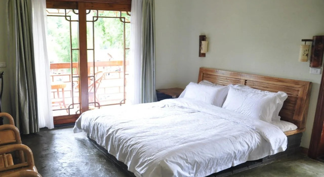 Yangshuo Phoenix Pagoda Fonglou Retreat, Prenota Hotel Yangshuo Guangxi