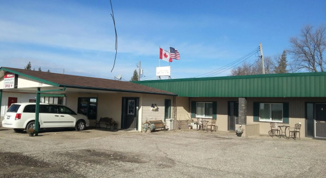 Maple Leaf Motel, Rezerwuj Motel Motele w Manitoba, Motel