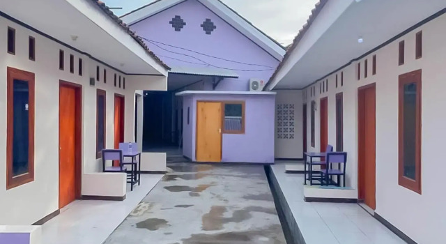 RedDoorz at Jalan Ahmad Yani Karawang