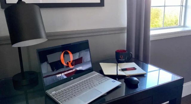 Двухместный номер Deluxe The Queensbury Hotel