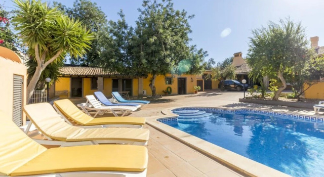Villa - 7 Bedrooms with Pool and WiFi - 107981, Забронировать Вилла Коттеджи Алгарви, Коттедж
