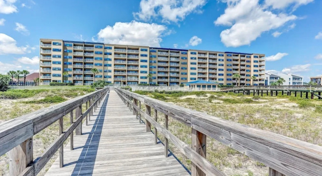 Amelia By The Sea 3 Bedroom Condo by RedAwning