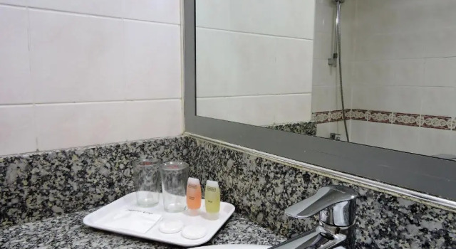 Luksusowy rodzinny pokój Hotel Grand Continental Kuching