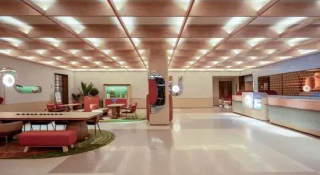 Orange Hotel (Huzhou Dongwu Intime City)