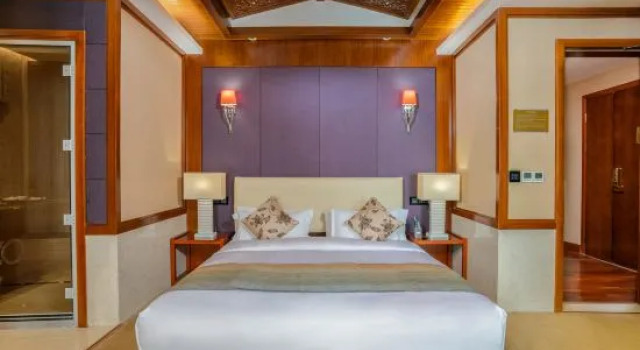Люкс Hawthorn By Wyndham Shangri-La Old Town