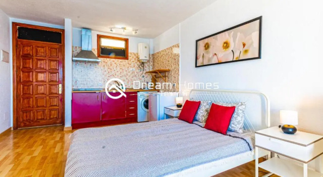 Студия Santiago Beach Oceanfront Studio Apartment by DreamHomesTenerife