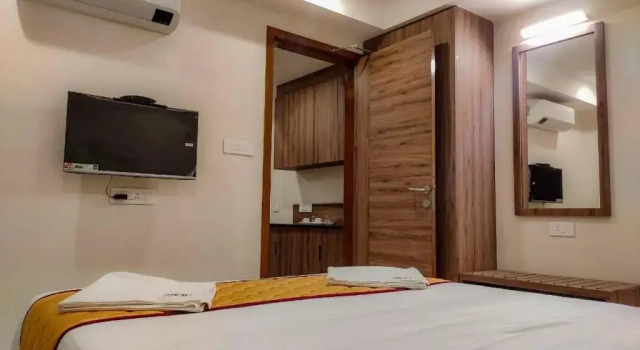 RR Mount Elite Suites, Buchen Sie Hotel Triplicane 