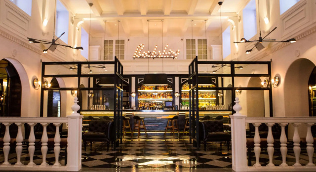 ACME Hotel Chicago, Outset Collection by Hilton, Забронировать Отель Ривер-Норт Чикаго