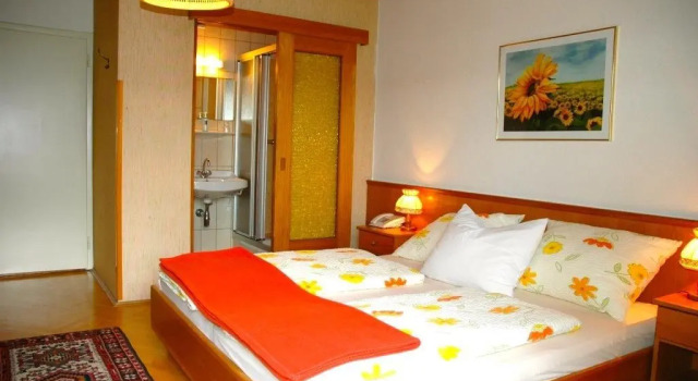 Hotel Velden Bacherlwirt, Rezervovat Hotel Hotely v Carinthia s parkováním, Parkování