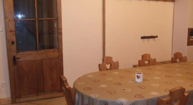 Chalet Montagne 11 P Grand Massif 100 M Telecabine, Забронировать Шале Виллы Овернь-Рона-Альпы, Вилла