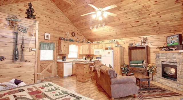 Kozy Korner 1 Bedroom 1 Bathroom Cabin