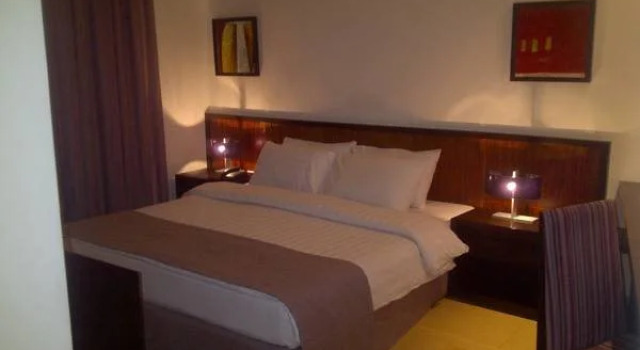 Burda 41 Hotel & Suites, Buchen Sie Hotel Hotels in Amman Governorate mit Pool, Schwimmbad