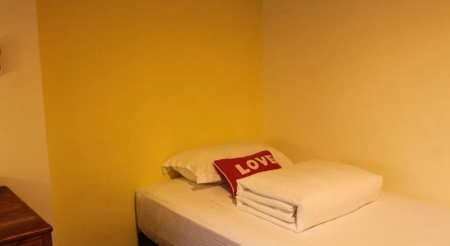 211 Homestay