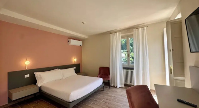 Номер Deluxe с балконом и с видом на реку La Ninfa Hotel