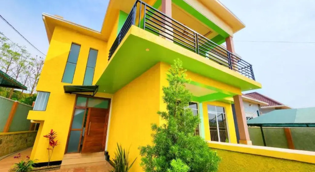 Yambi Guesthouse